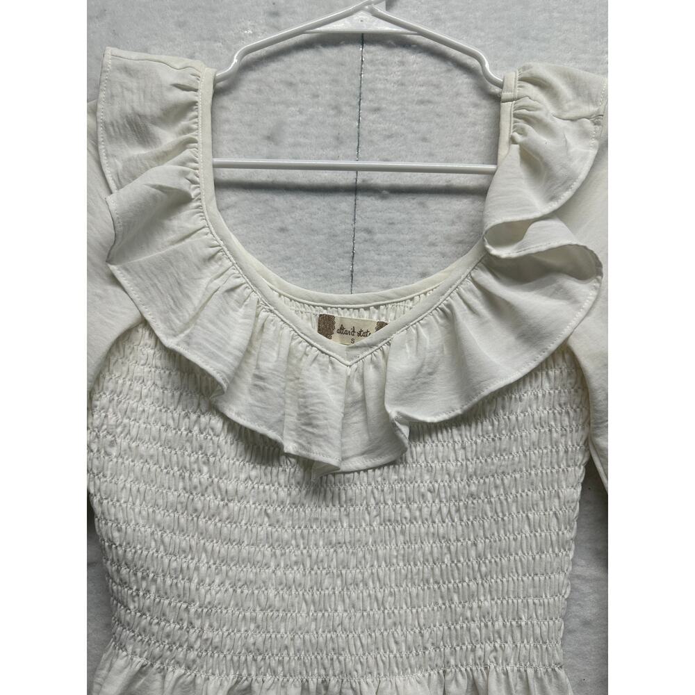 Altar'd State Blouse Cream Ruffled Shirred Long‎ Sleeve Size S - Picture 4 of 9